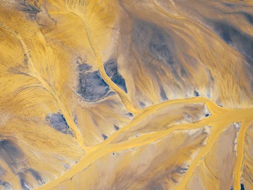 Bitcoin koers fluctueert boven $68.000 te midden van analistenwaarschuwingen