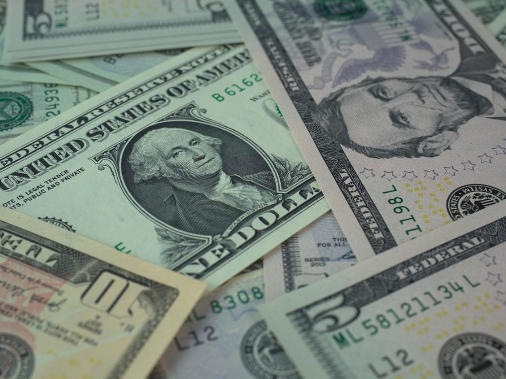 Bitcoin daalt onder 67.000 dollar door Trump’s opmerkingen over munitievoorraden