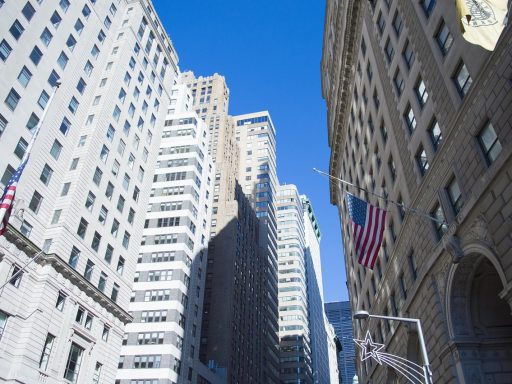 Wall Street strateeg verhoogt kans op crypto aandelen crash tot 35 procent