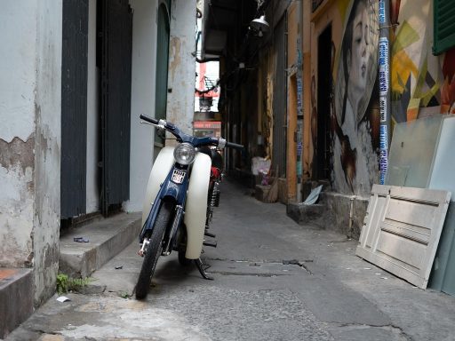 scheepvaart in de straat van hormuz bijna stilgevallen door verhoogde aanvallen
