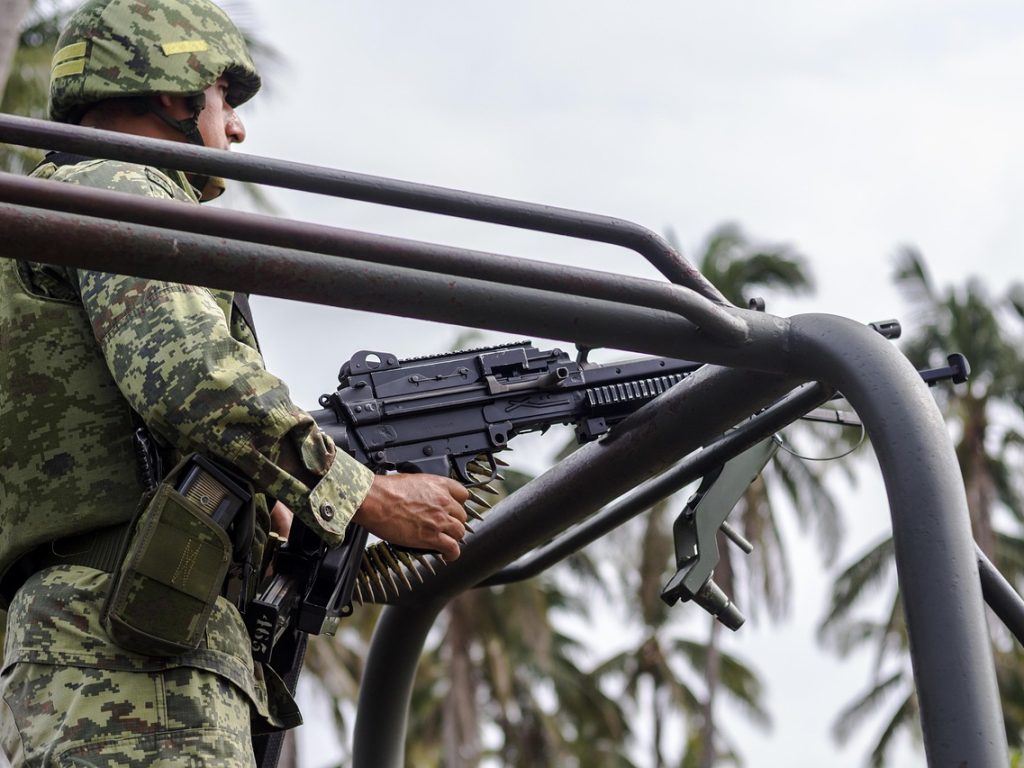 Trump overweegt militaire bescherming voor energievoorraden in de Straat van Hormuz