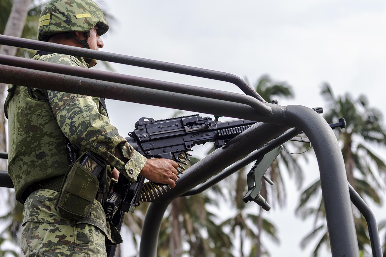 Trump overweegt militaire bescherming voor energievoorraden in de Straat van Hormuz