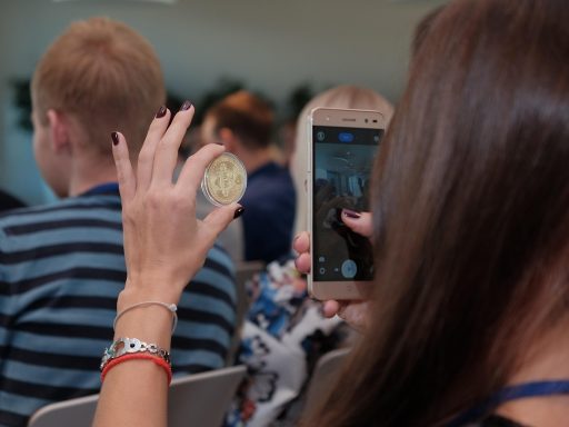 Bitcoin bereikt nieuwe hoogte ondanks geopolitieke zorgen