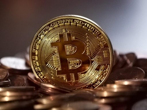 De onvoorspelbare relatie tussen Bitcoin en goud