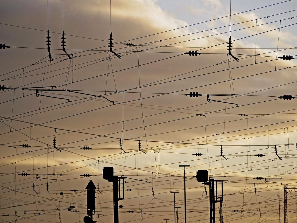 cryptomarkt stijgt fors door economische signalen en geopolitieke spanning