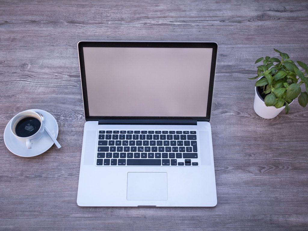 Apple vernieuwt zijn Mac-productlijn met focus op kunstmatige intelligentie