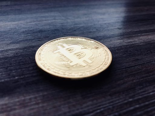 Bitcoin herstelt zich tot boven $62.000 na teleurstellend banenrapport in de VS