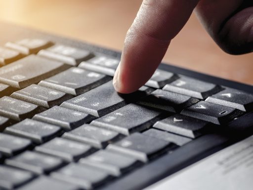 XRP sluit belangrijke deal met Kansas Jayhawks, maar koers onder druk
