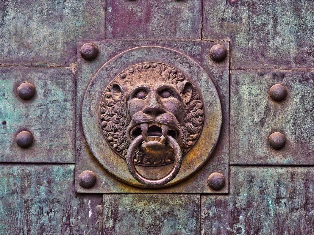 Toenemende zorgen rond XRP door SWIFT’s nieuwe blockchain-initiatieven