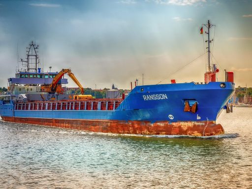Ernstige aanval op vrachtschip in Bab el-Mandeb met dodelijke slachtoffers