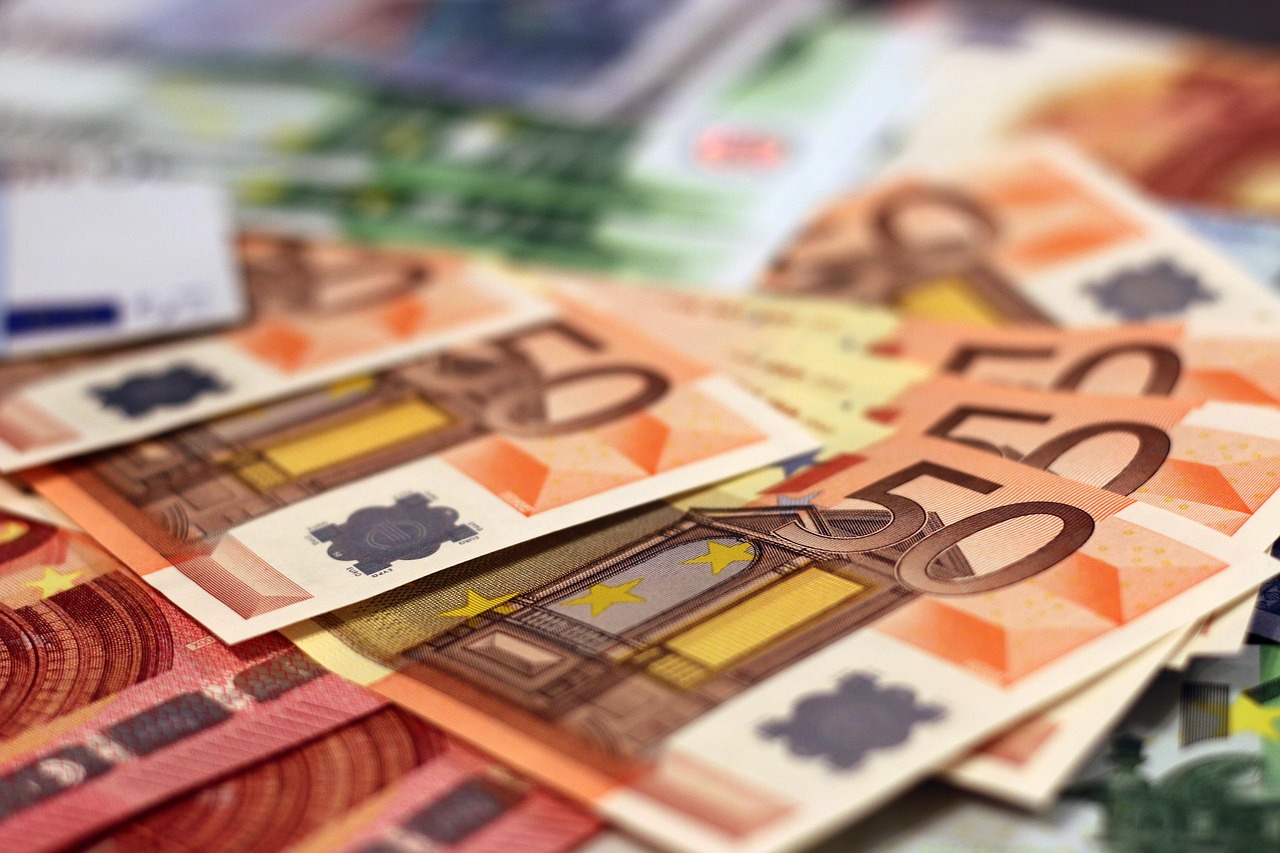 ASML investeert bijna een miljard euro in aandeleninkoop