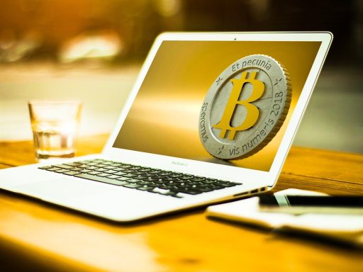 Moscow Exchange introduceert bitcoin- en ethereum-perpetuals voor nieuwe cryptowet