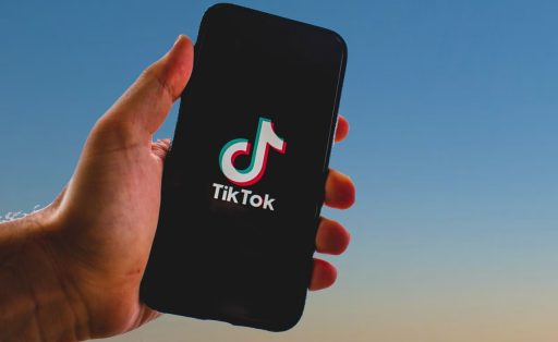 TikTok’s nieuwe betaaldienst: geld versturen via privéberichten in ontwikkeling