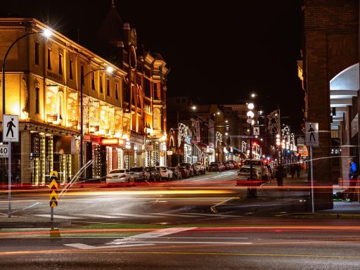 xrp koers fluctueert sterk na handelsconflict tussen vs en canada