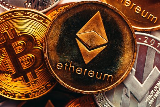 Bitcoin en Ethereum herstellen zich na tik in de cryptomarkt