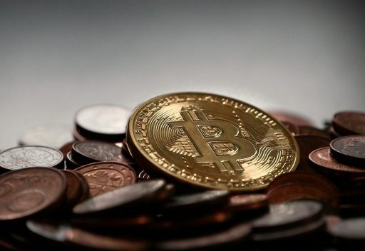 De impact van renteverhogingen op goud en Bitcoin