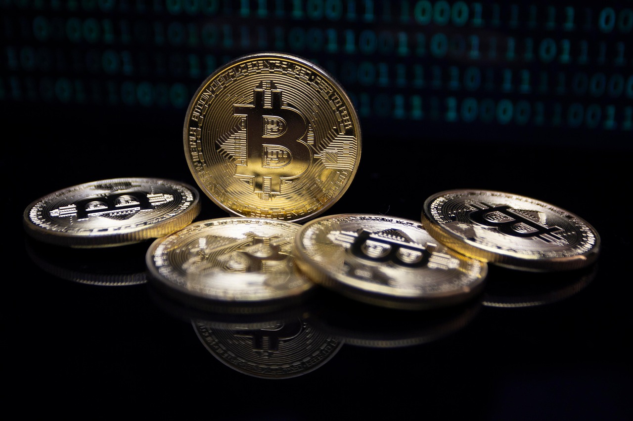 Bitcoin stijgt terwijl S&P 500 daalt: wat betekent dit voor de markt?
